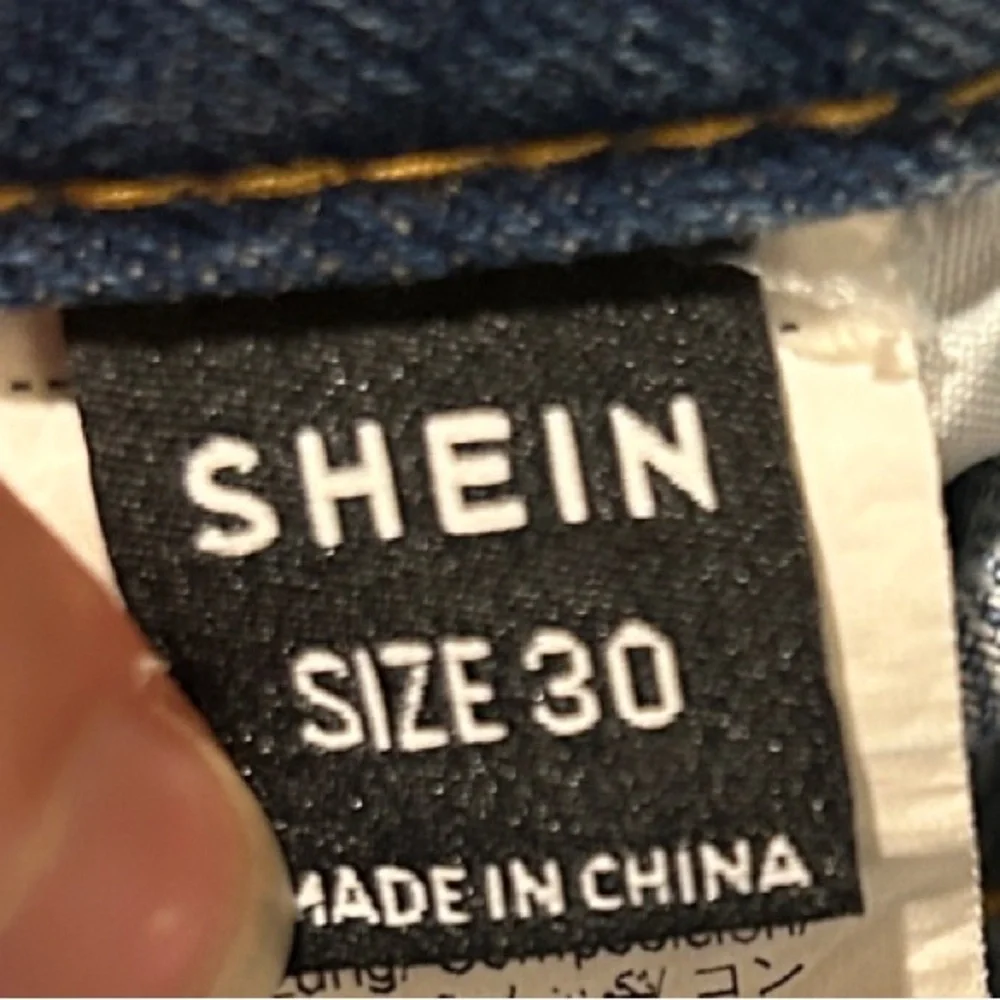 SHEIN Distressed Denim Women Shorts - Picture 7 of 7